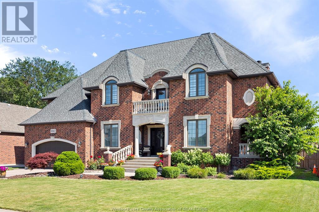 Property at 1042 HUNTINGTON BOULEVARD image 2