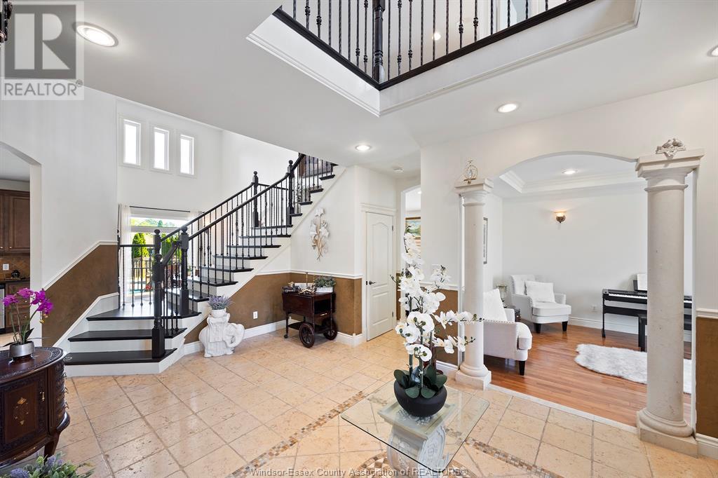 Property at 1042 HUNTINGTON BOULEVARD image 3