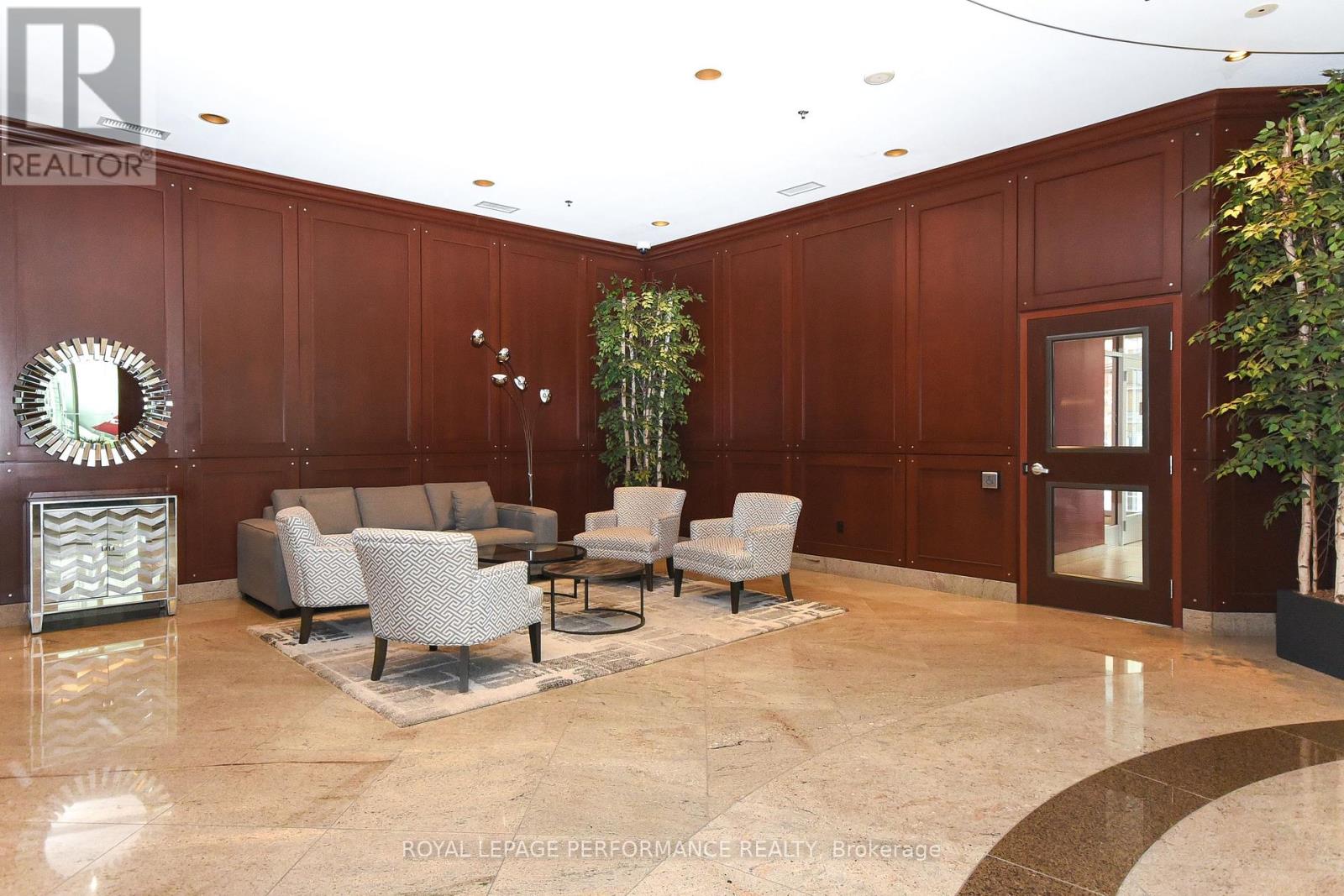 1107 - 234 Rideau Street, Ottawa, Ontario  K1N 0A9 - Photo 4 - X12317079