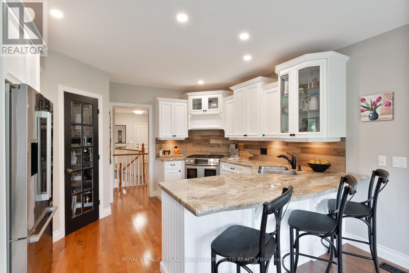477 Sundance Place, London North, Ontario  N6G 5J9 - Photo 13 - X12317044
