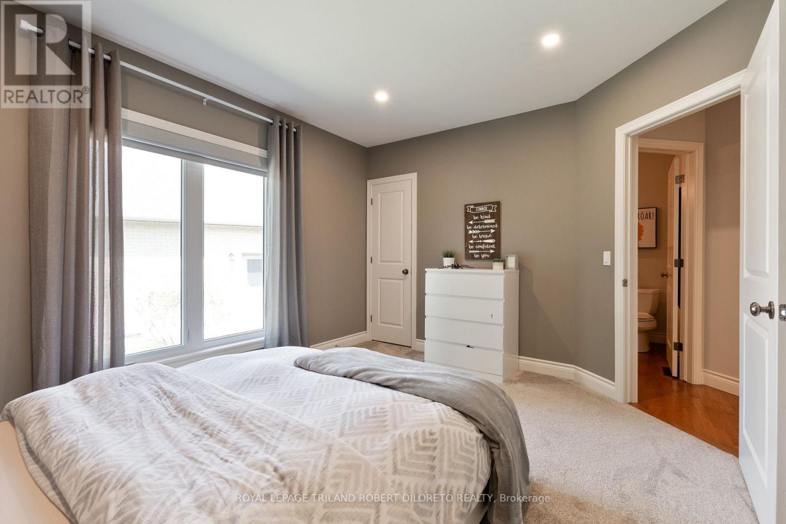 477 Sundance Place, London North, Ontario  N6G 5J9 - Photo 27 - X12317044
