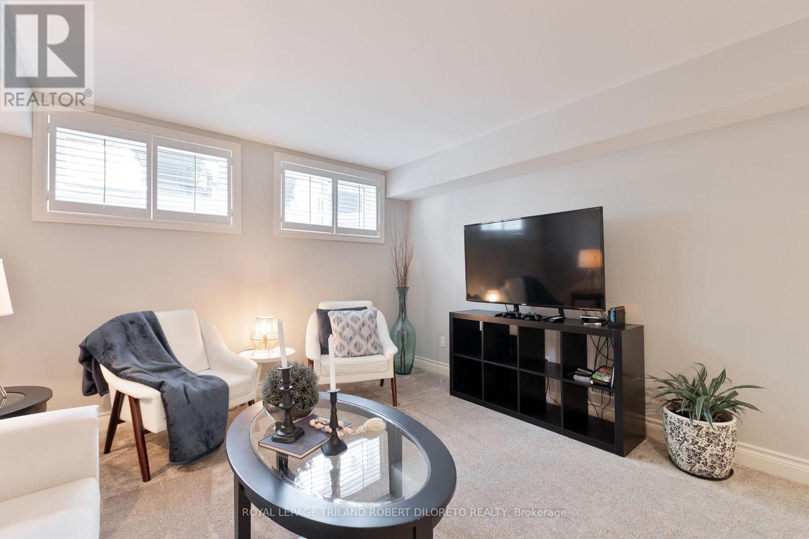 477 Sundance Place, London North, Ontario  N6G 5J9 - Photo 37 - X12317044