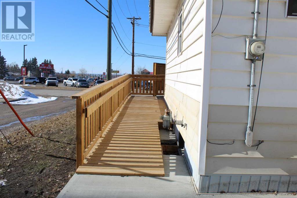4517 55 Ave, Olds, Alberta  T4H 1B9 - Photo 32 - A2224794