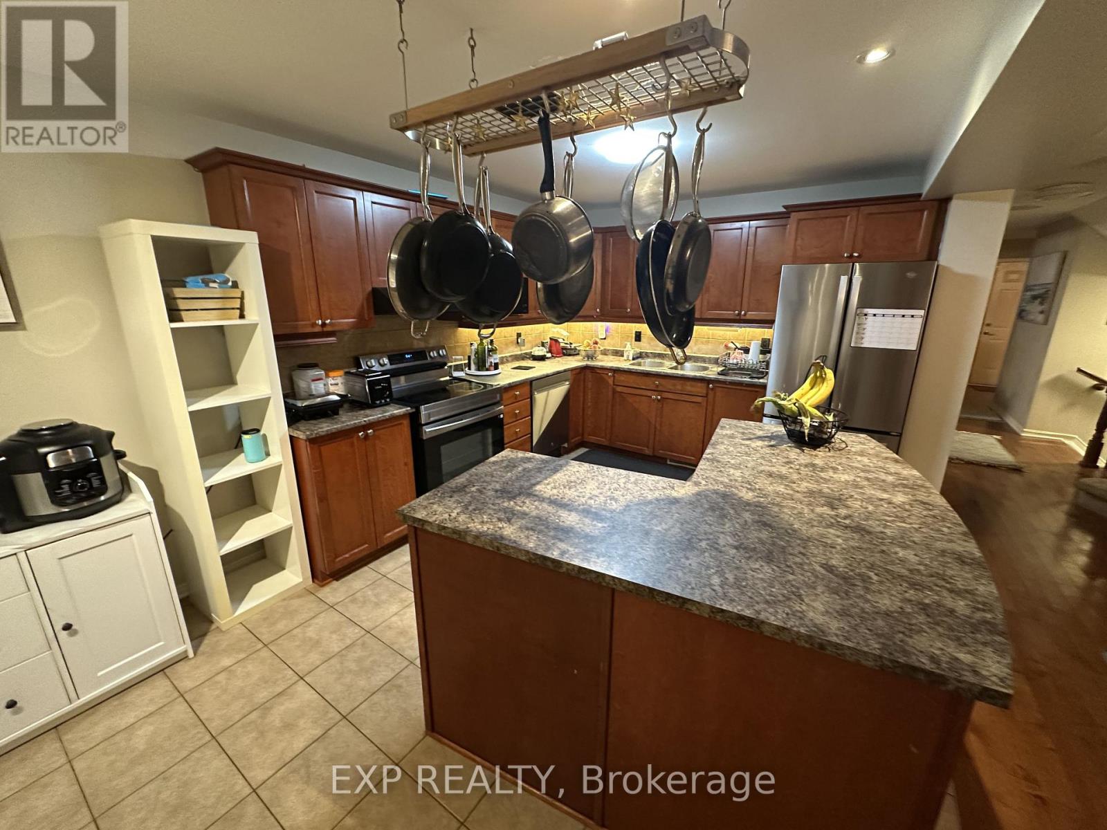 272 Claridge Drive, Ottawa, Ontario  K2J 5B9 - Photo 7 - X12317098