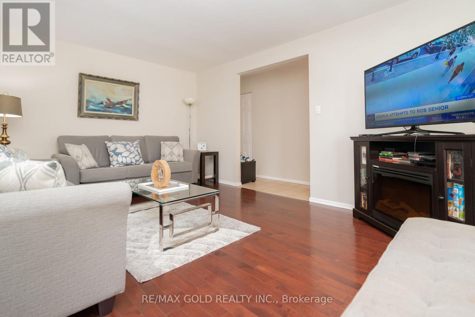 16 Drury Crescent, Brampton, Ontario  L6T 1L2 - Photo 13 - W12316966