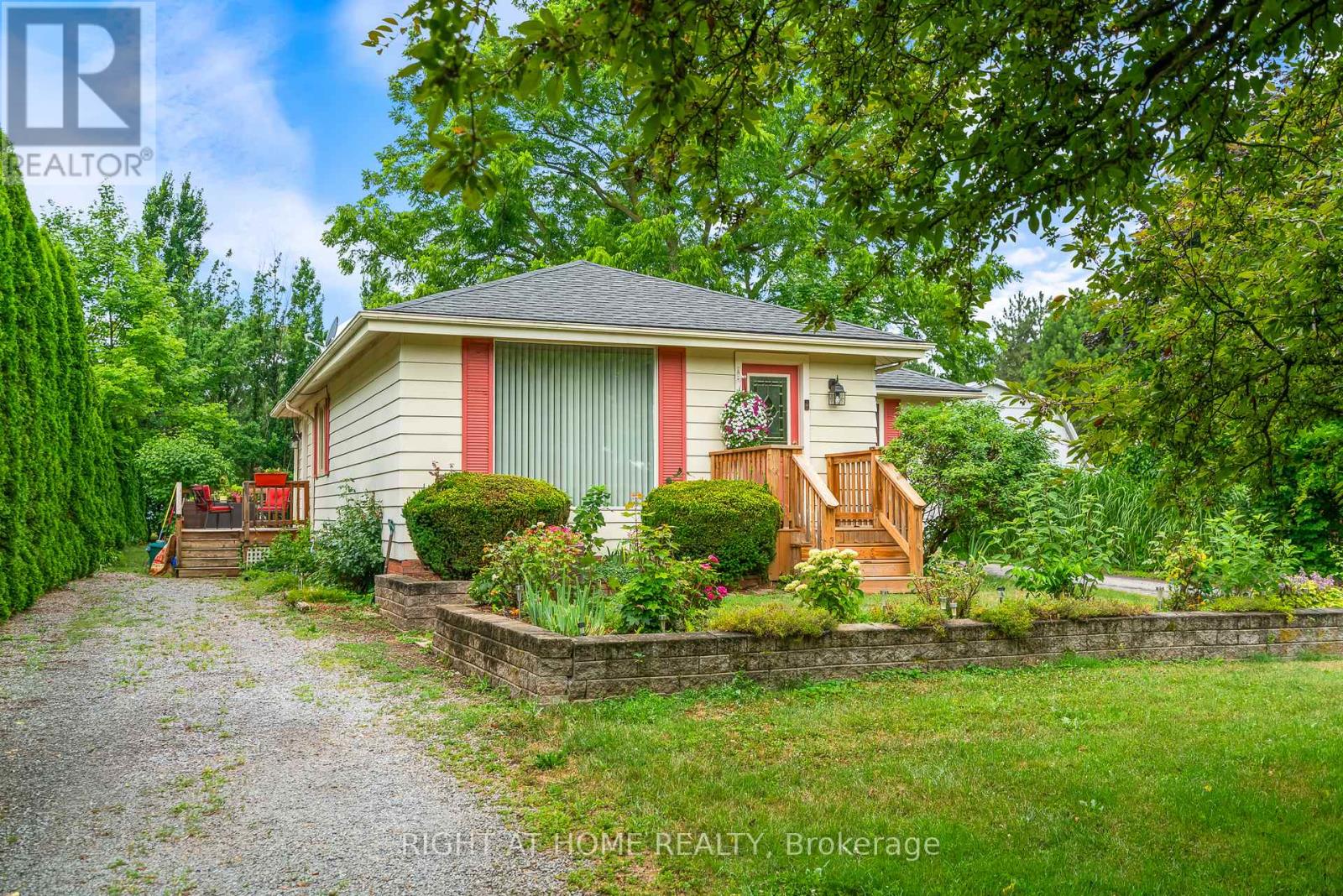 Property at 15756 NIAGARA PARKWAY image 2