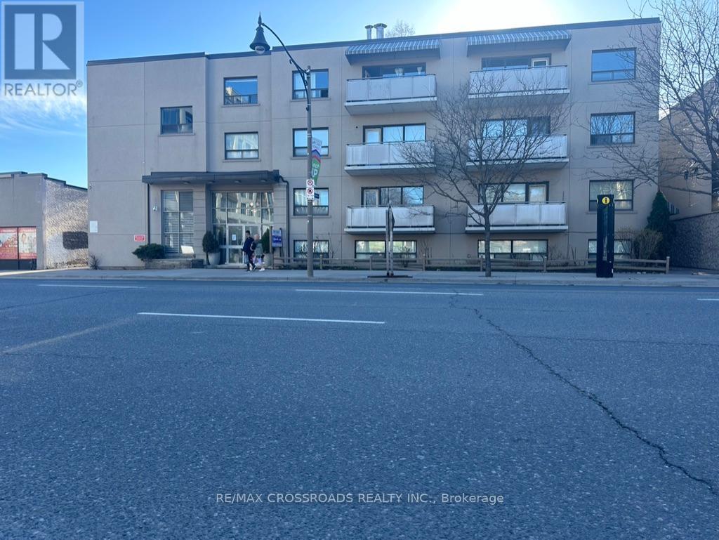B05 - 2770 Yonge Street, Toronto, Ontario  M4N 2J3 - Photo 1 - C12317073