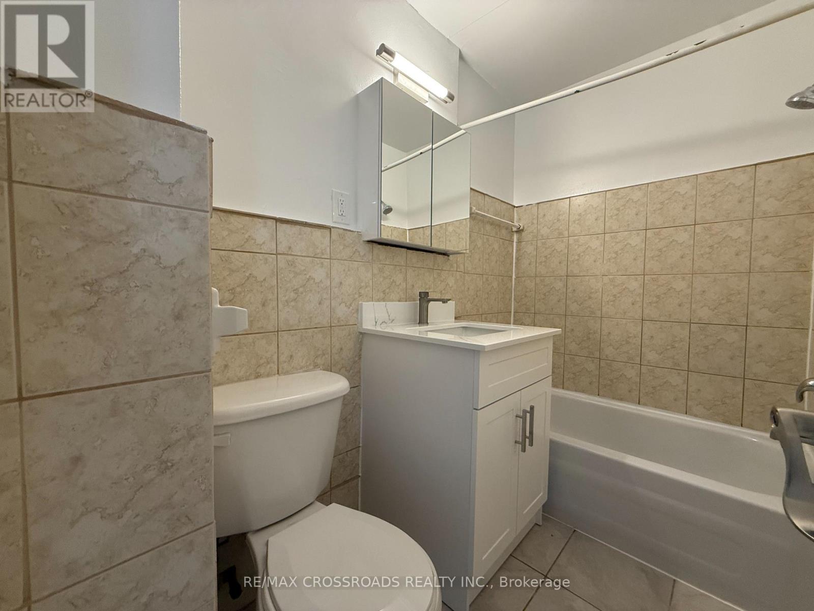 B05 - 2770 Yonge Street, Toronto, Ontario  M4N 2J3 - Photo 7 - C12317073