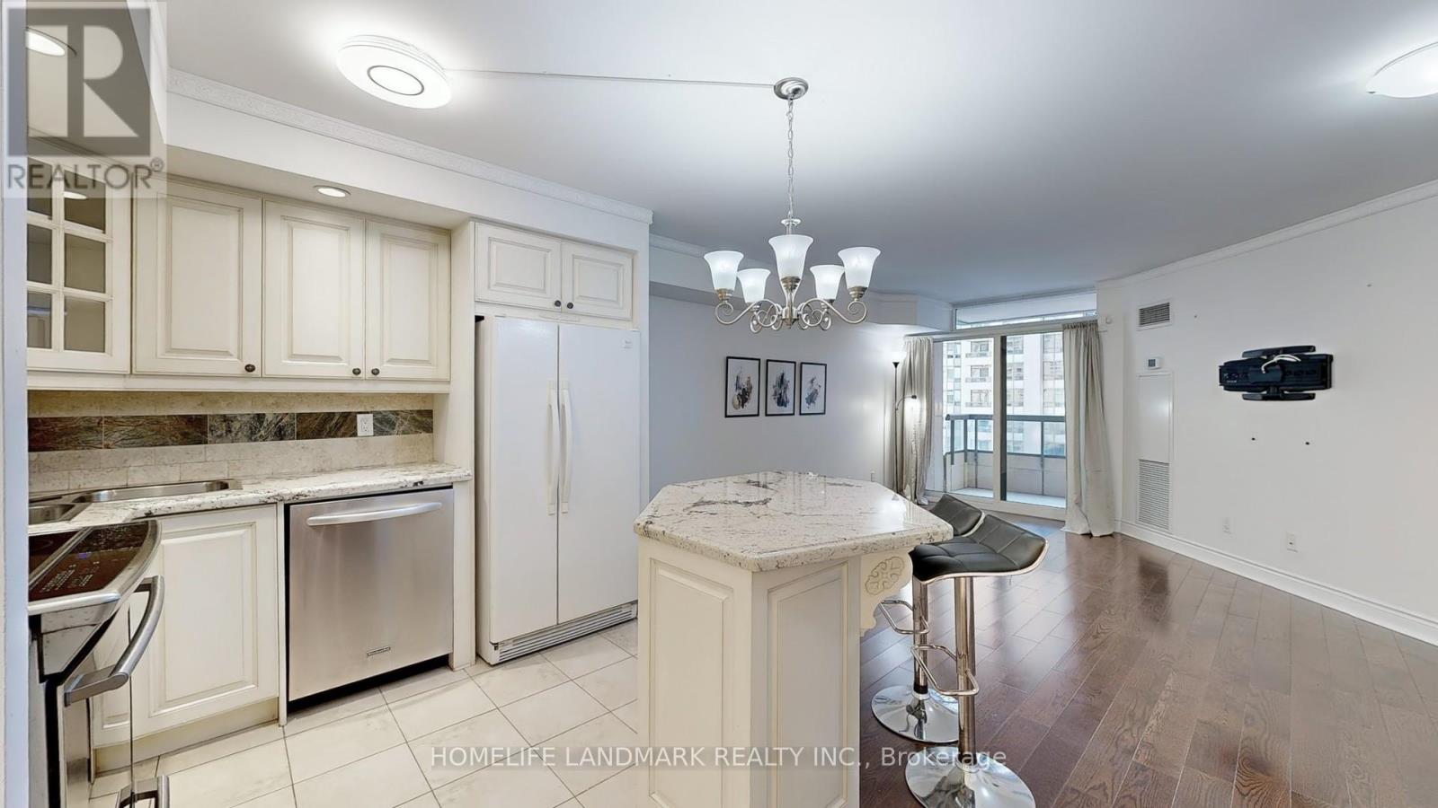 809 - 5 Northtown Way, Toronto, Ontario  M2N 7A1 - Photo 16 - C12317108