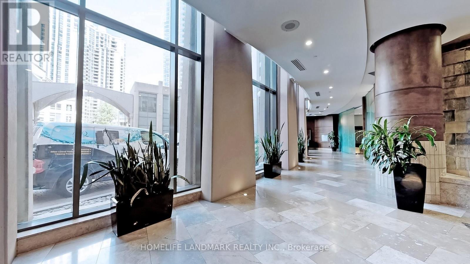 809 - 5 Northtown Way, Toronto, Ontario  M2N 7A1 - Photo 4 - C12317108