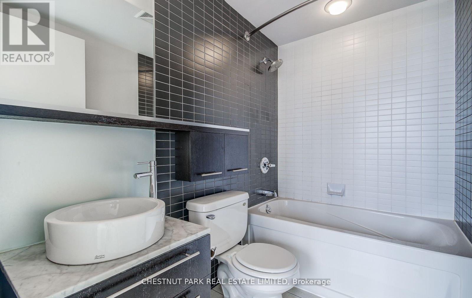 3205 - 25 Carlton Street, Toronto, Ontario  M5B 1L2 - Photo 16 - C12317148