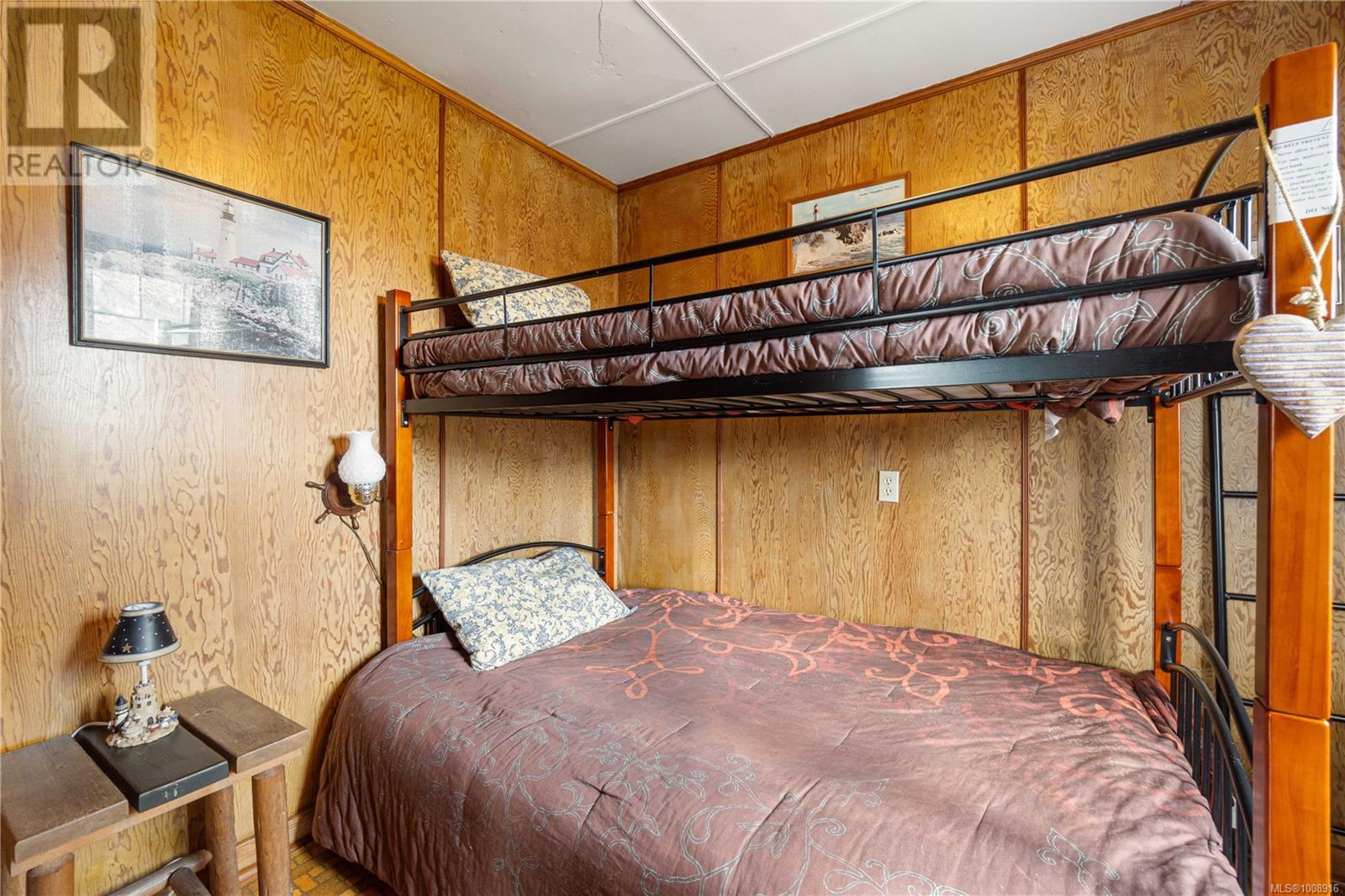 6100 Island Hwy W, Qualicum Beach, British Columbia  V9K 2E2 - Photo 11 - 1008916
