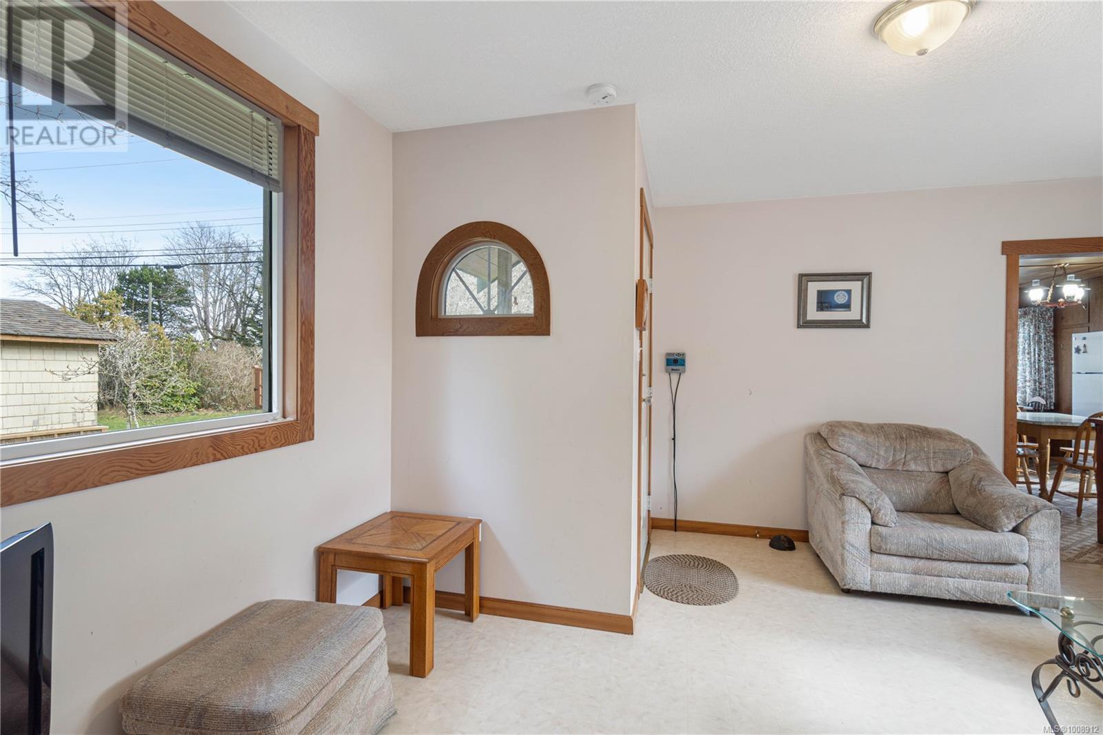 6100 Island Hwy W, Qualicum Beach, British Columbia  V9K 2E2 - Photo 8 - 1008912