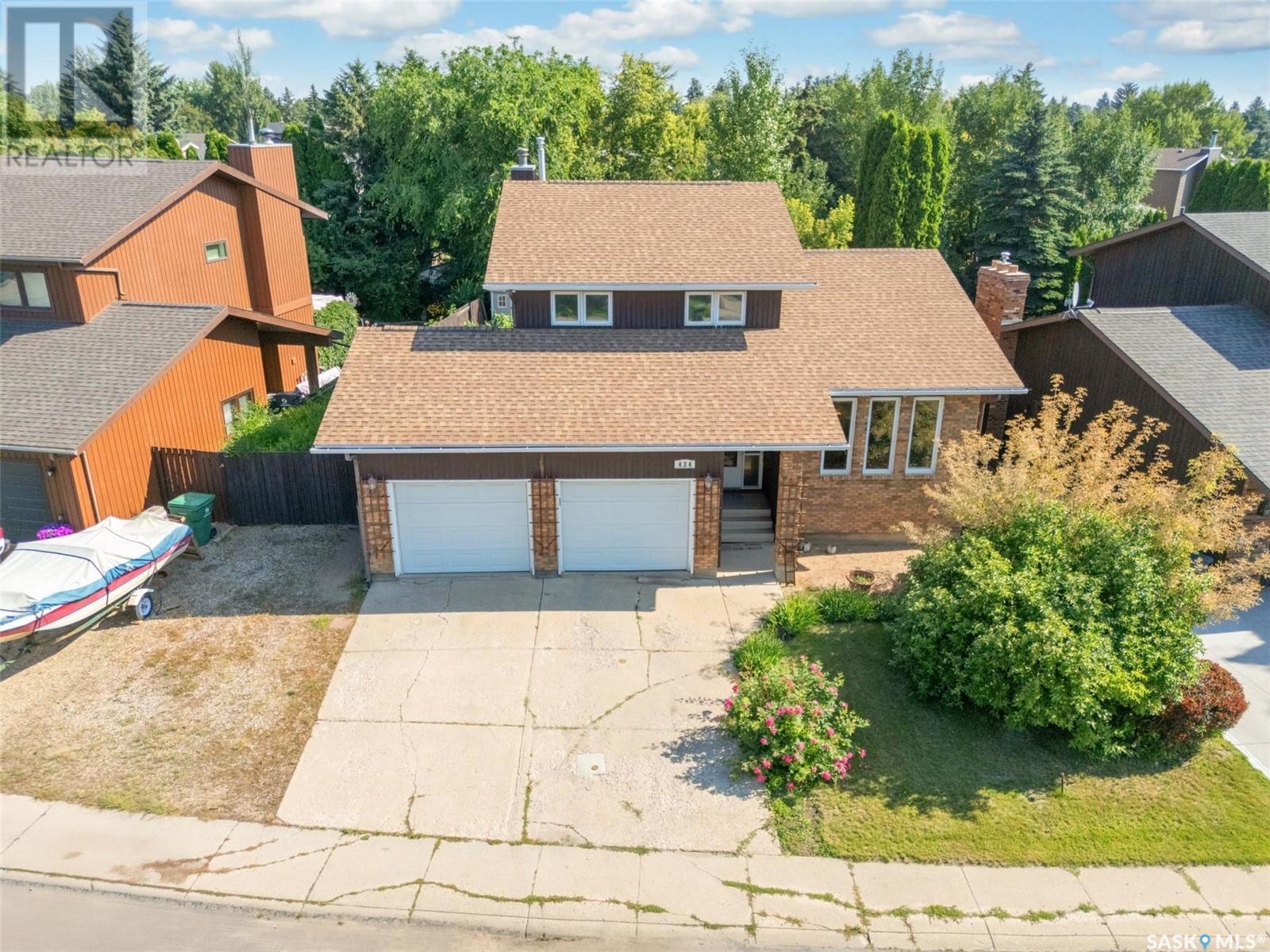 Property at 434 Delaronde ROAD image 2