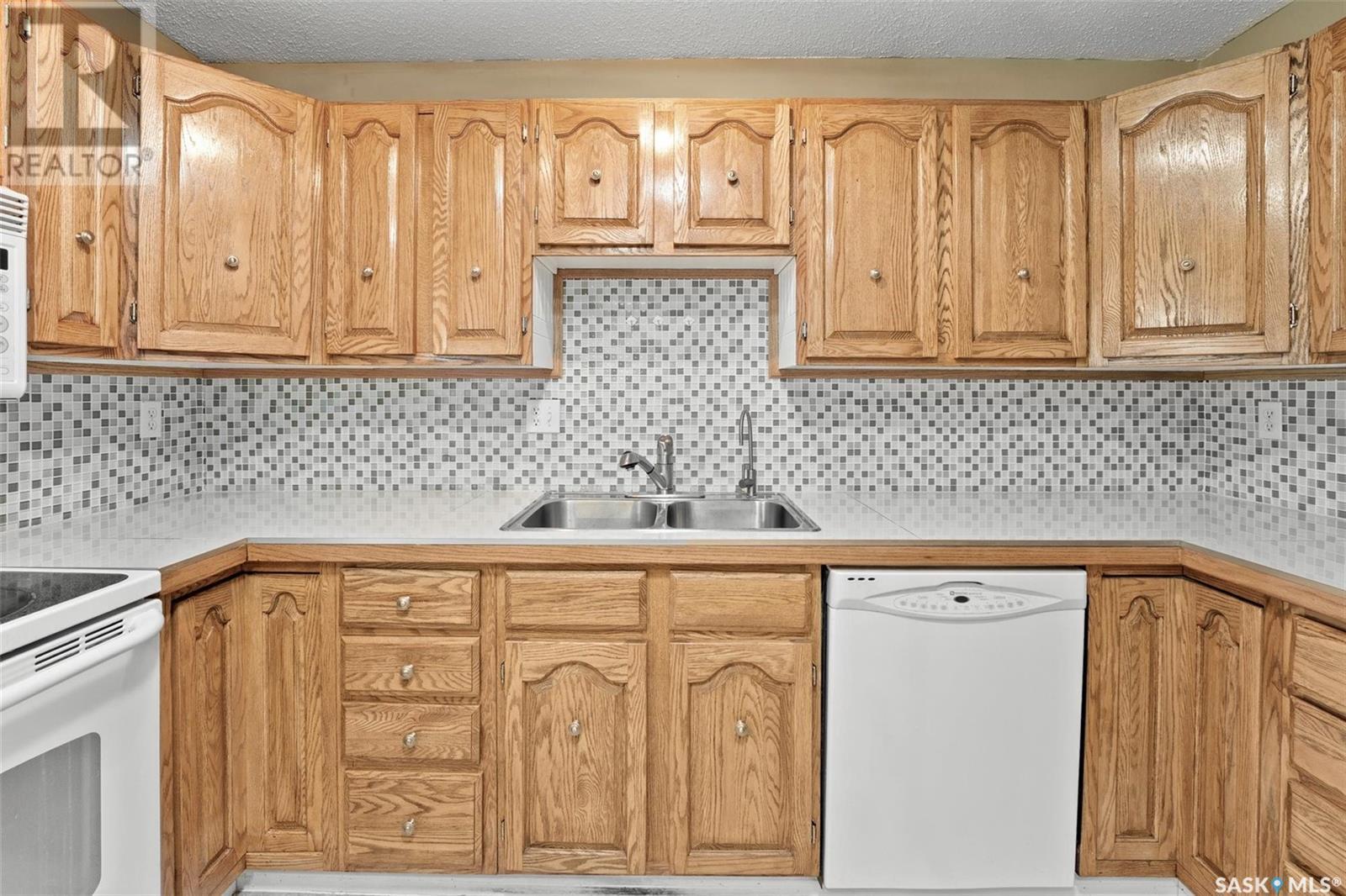 434 Delaronde Road, Saskatoon, Saskatchewan  S7J 3Y7 - Photo 8 - SK014269