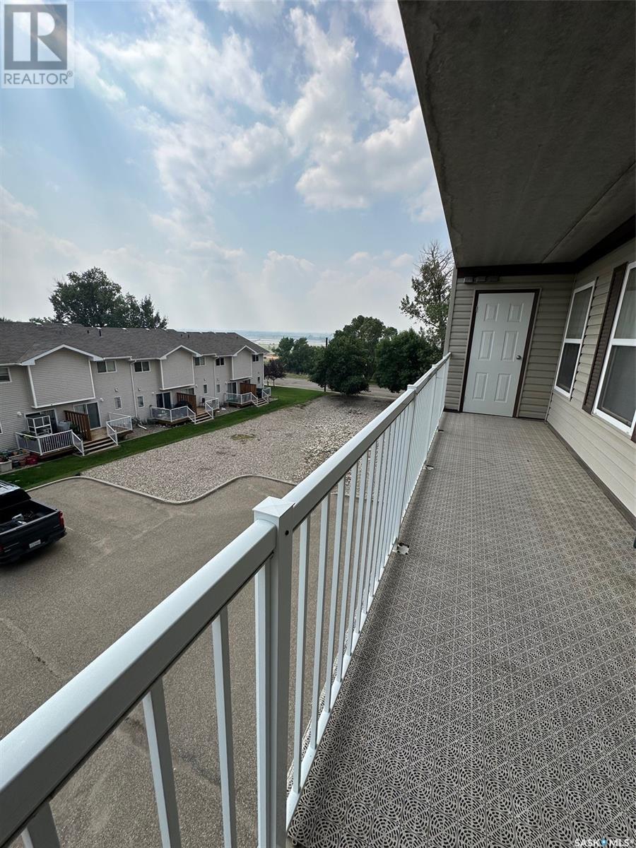 305 1637 1st Street, Estevan, Saskatchewan  S4A 2X4 - Photo 18 - SK014223