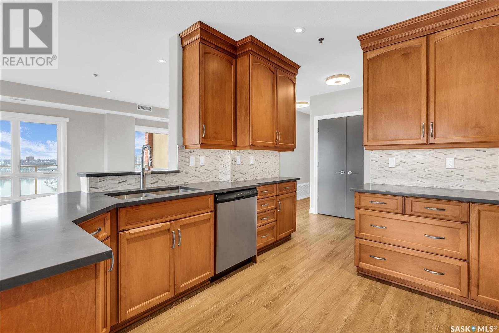 1408 902 Spadina Crescent E, Saskatoon, Saskatchewan  S7K 0G8 - Photo 6 - SK014071