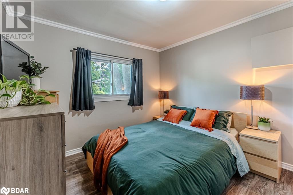 Property at 730 QUEBEC Street image 5