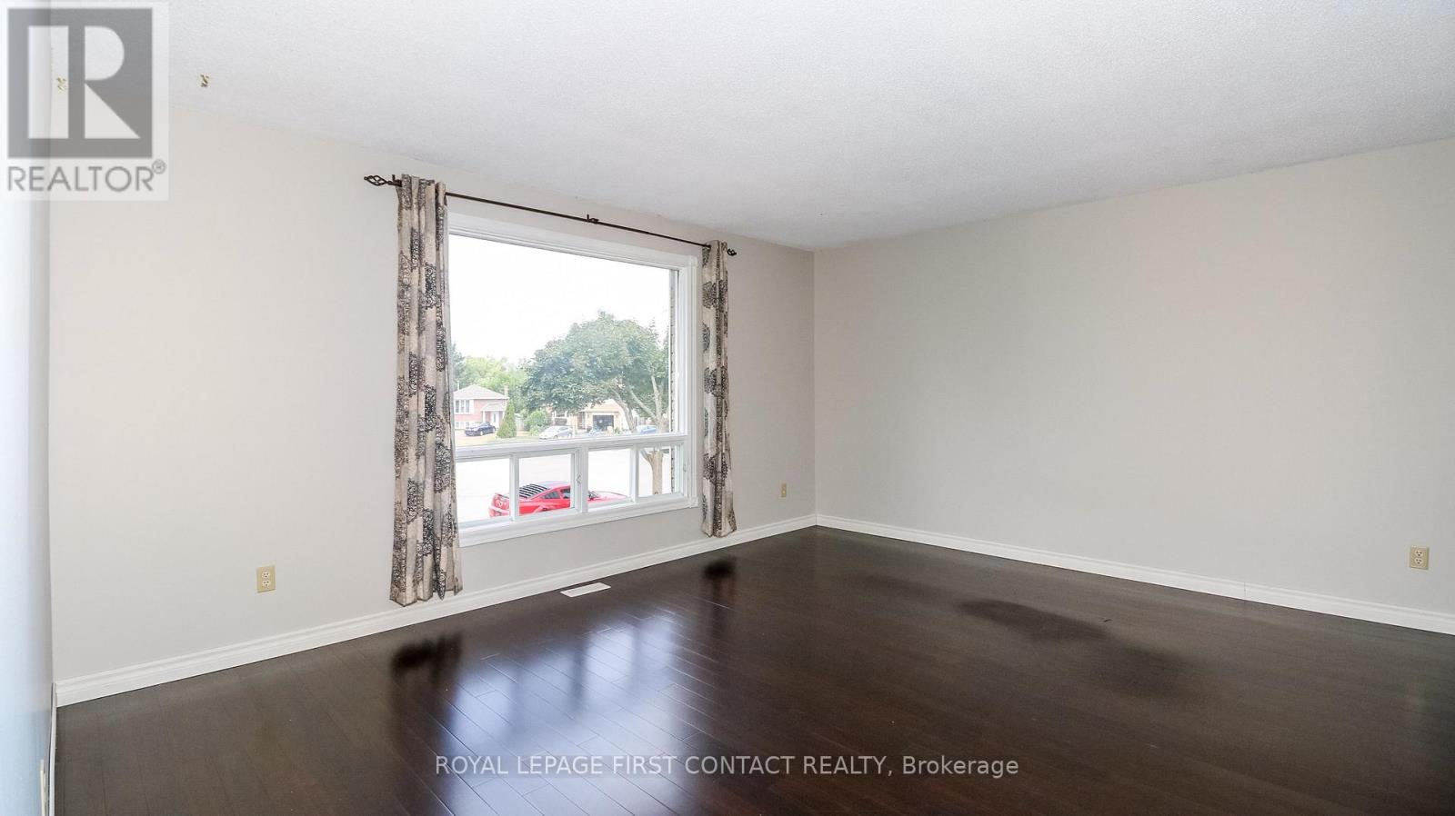 56 Mcconkey Place, Barrie, Ontario  L4N 6H3 - Photo 7 - S12317121