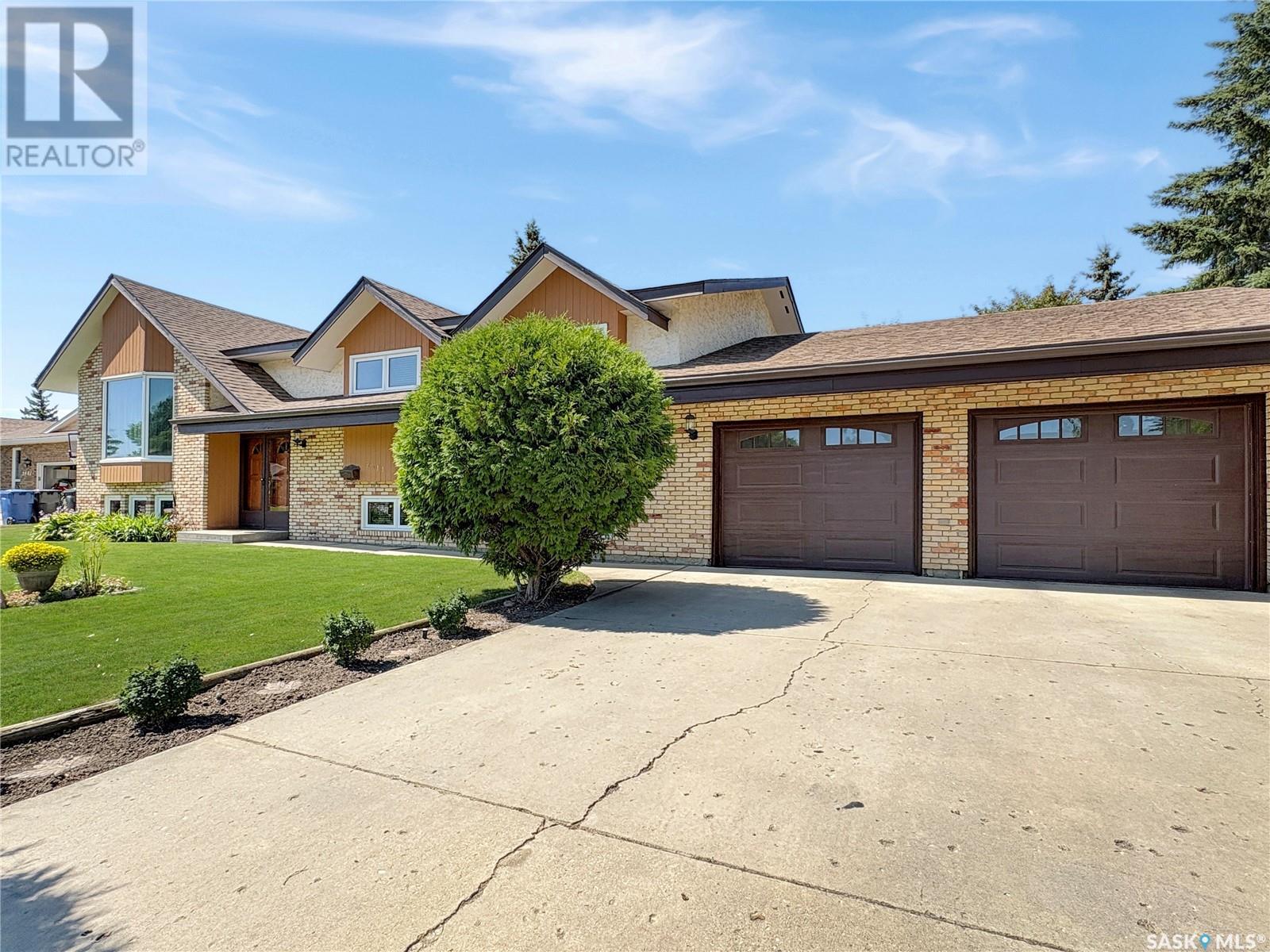 2411 Meadow Lark Lane, North Battleford, Saskatchewan  S9A 3V1 - Photo 3 - SK014069