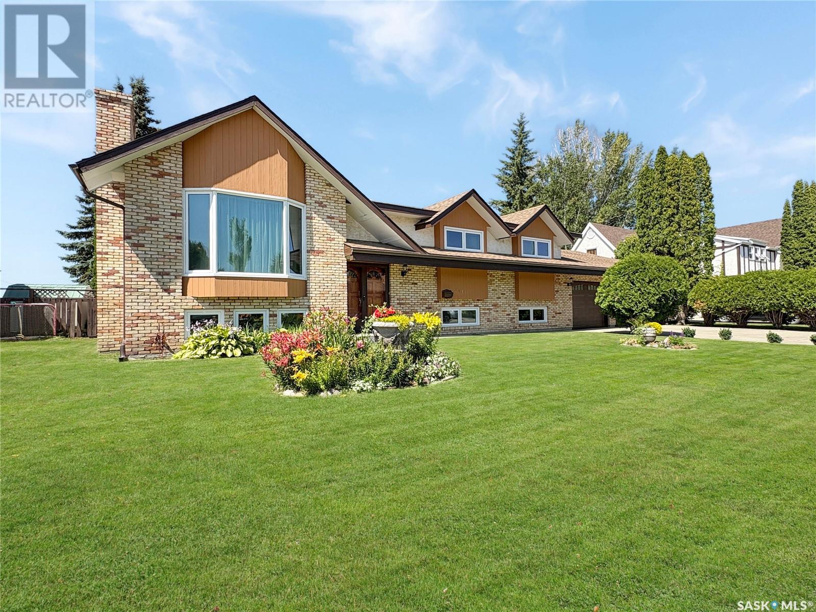 2411 Meadow Lark Lane, North Battleford, Saskatchewan  S9A 3V1 - Photo 2 - SK014069