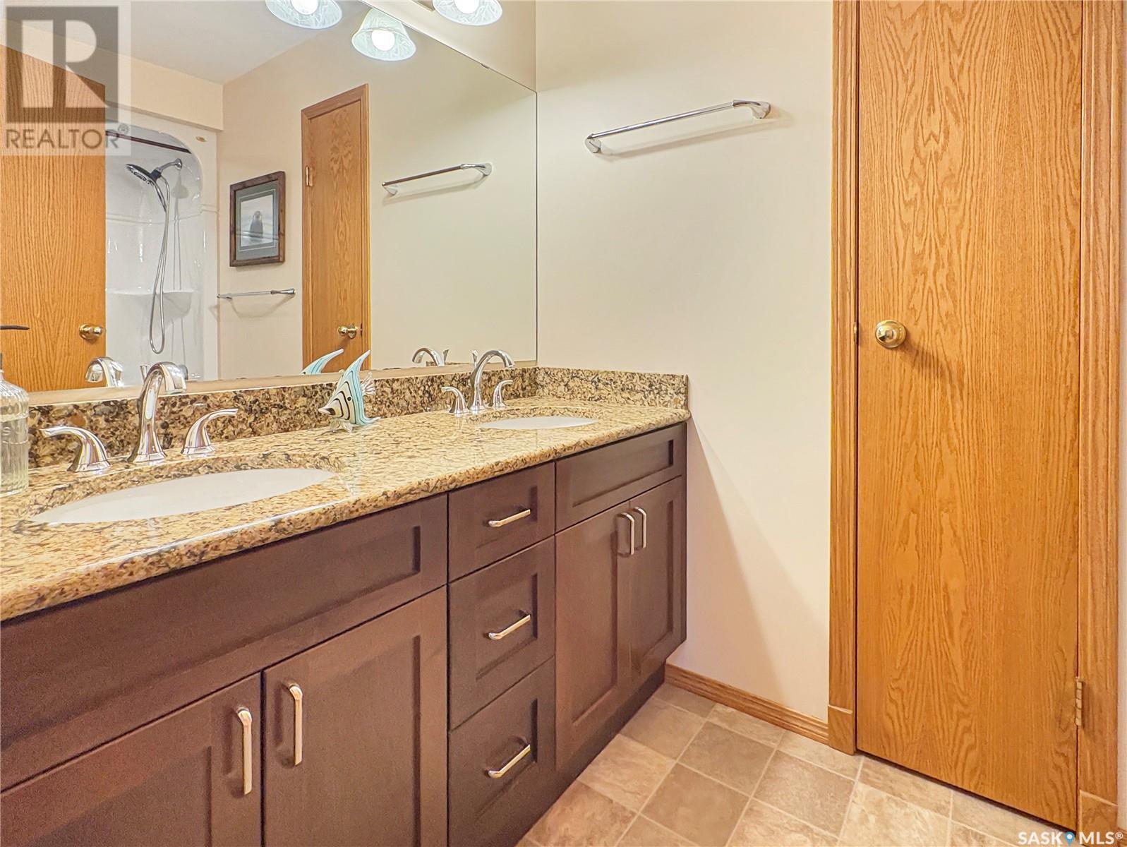 2411 Meadow Lark Lane, North Battleford, Saskatchewan  S9A 3V1 - Photo 32 - SK014069