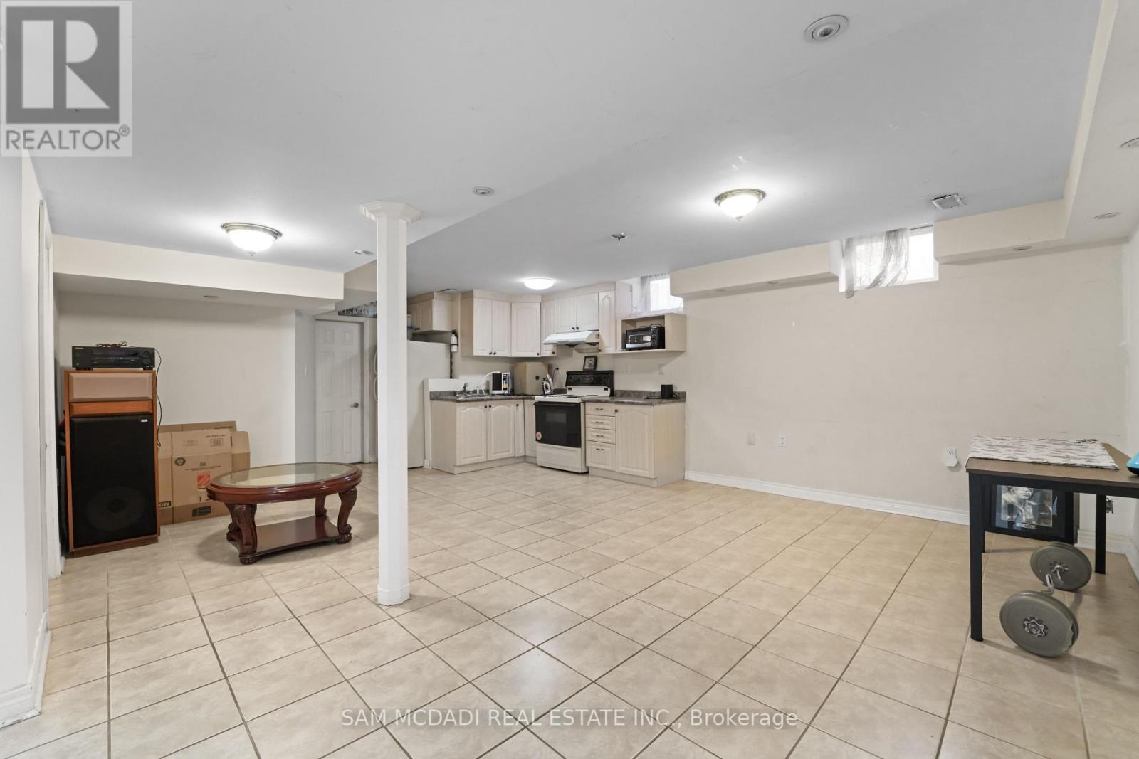 2530 Nichols Drive, Oakville, Ontario  L6H 7L3 - Photo 34 - W12317081
