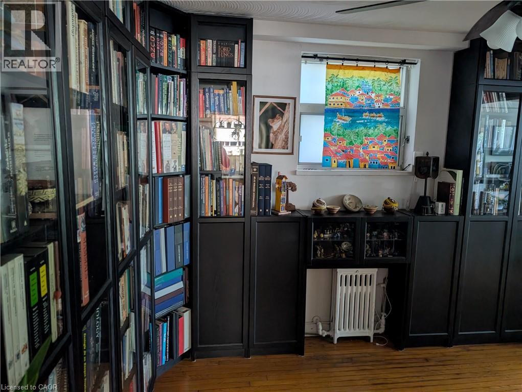 312 Atlas Avenue, York, Ontario  M6C 3P9 - Photo 6 - 40756233