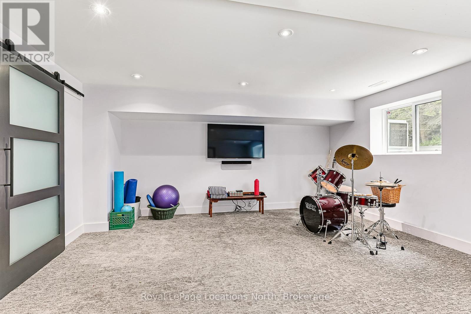 13 Parkland Drive, Clearview, Ontario  L9Y 3Y9 - Photo 47 - S12317174