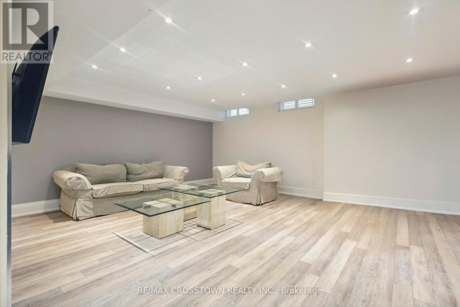 353 Briar Hill Avenue, Toronto, Ontario  M4R 1J3 - Photo 32 - C12284937