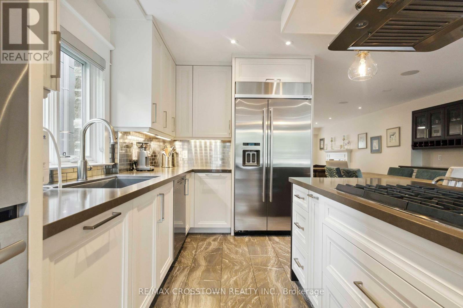 353 Briar Hill Avenue, Toronto, Ontario  M4R 1J3 - Photo 13 - C12284937