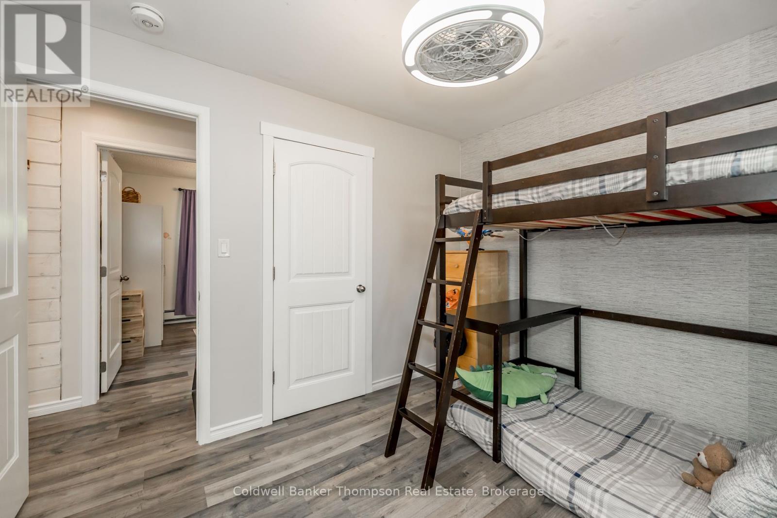 38 Susan Street W, Huntsville, Ontario  P1H 1X2 - Photo 21 - X12317184