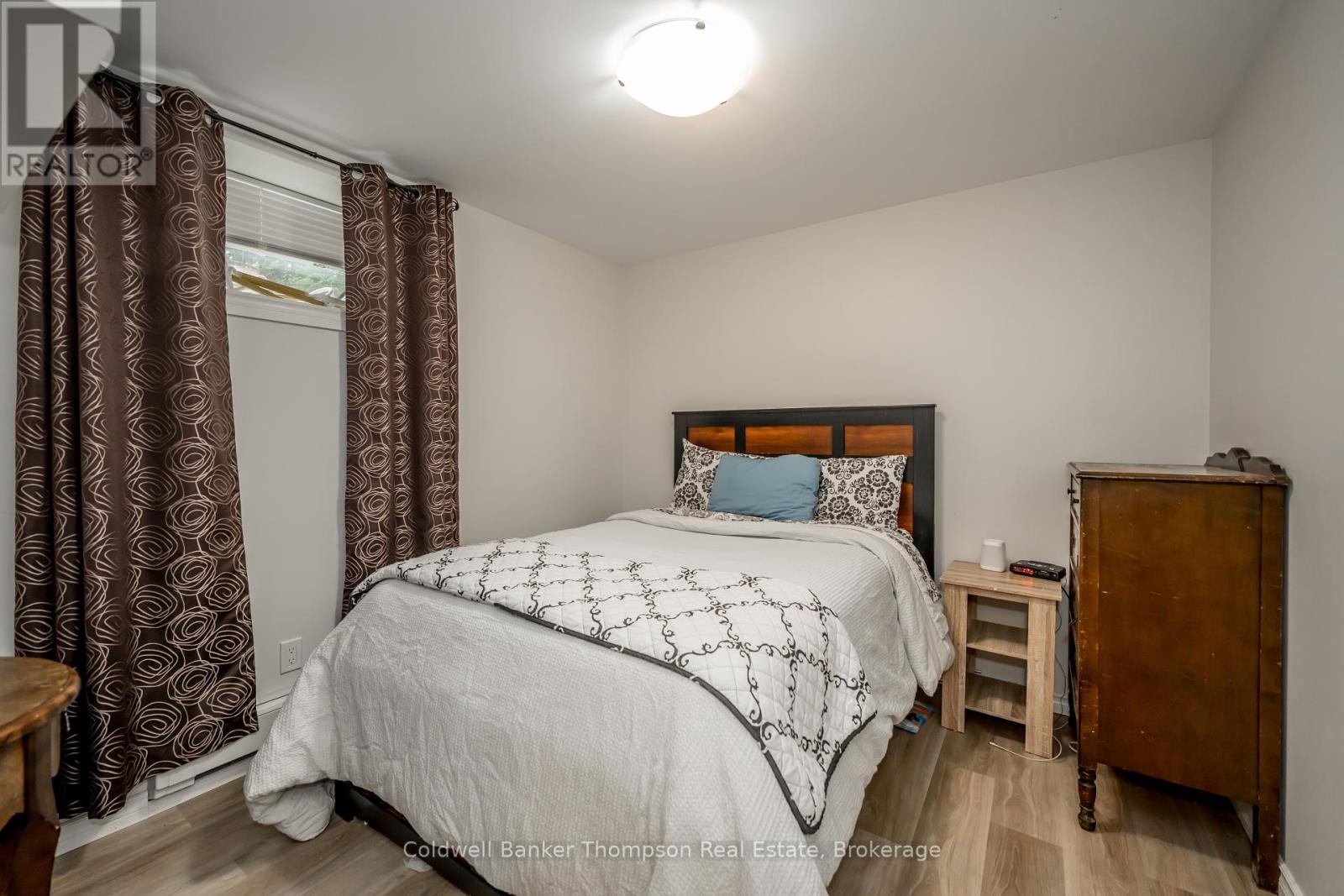 38 Susan Street W, Huntsville, Ontario  P1H 1X2 - Photo 35 - X12317184