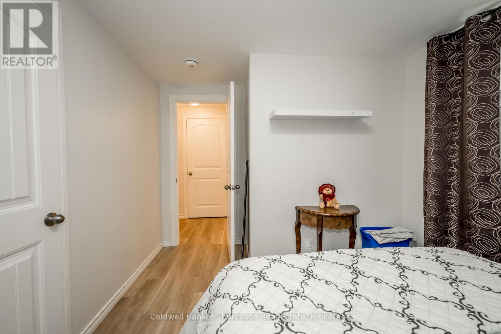 38 Susan Street W, Huntsville, Ontario  P1H 1X2 - Photo 36 - X12317184