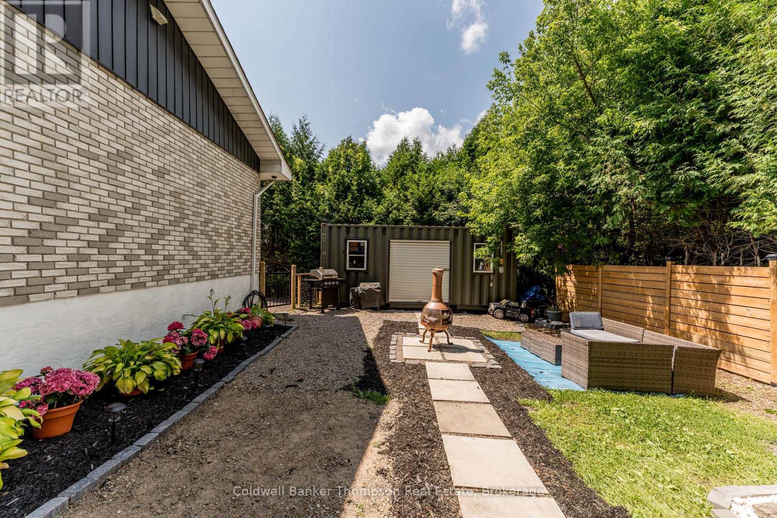 38 Susan Street W, Huntsville, Ontario  P1H 1X2 - Photo 46 - X12317184