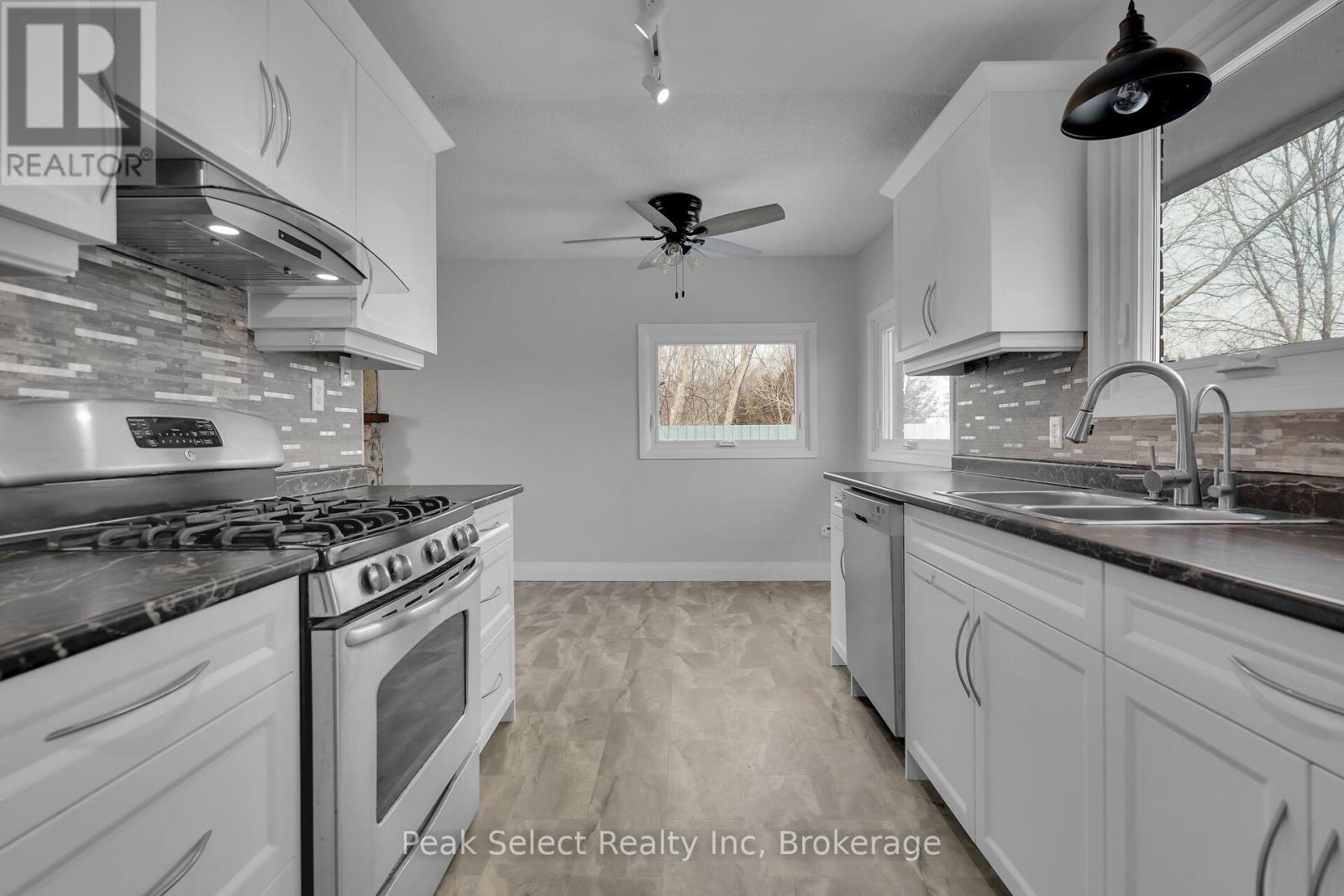 20328 Fairview Road, Thames Centre, Ontario  N0M 2P0 - Photo 24 - X12317219