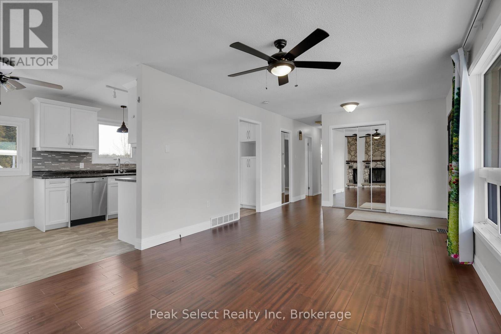 20328 Fairview Road, Thames Centre, Ontario  N0M 2P0 - Photo 9 - X12317219