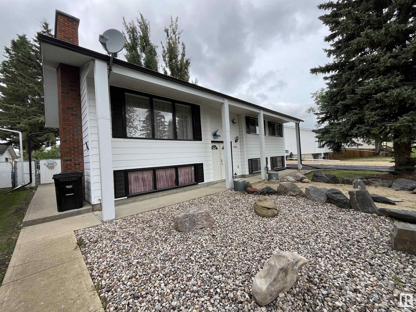 4818 50 St, Barrhead, Alberta  T7N 1G4 - Photo 38 - E4449101