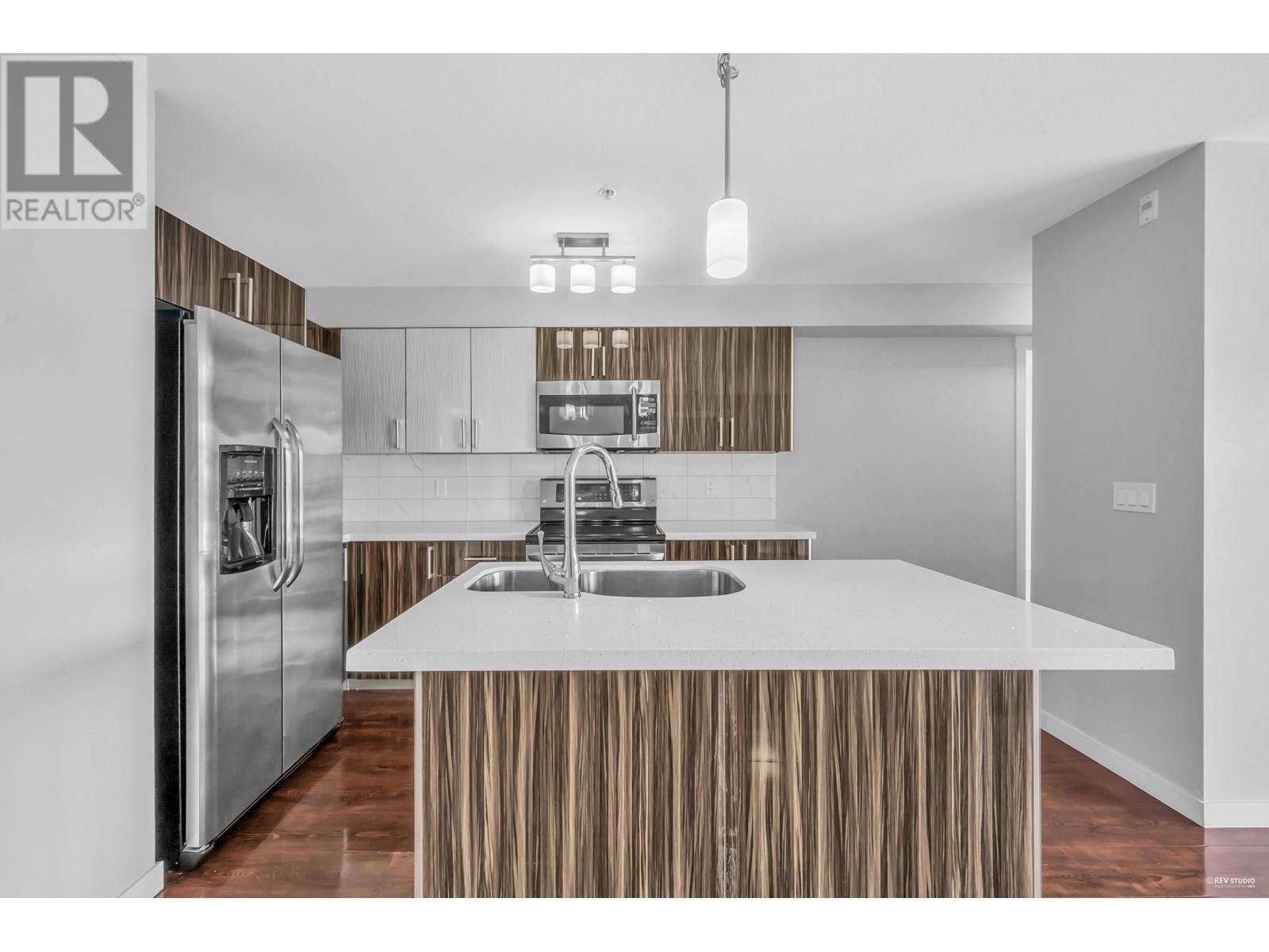 301 22318 Lougheed Highway, Maple Ridge, British Columbia  V2X 2T4 - Photo 9 - R3023668
