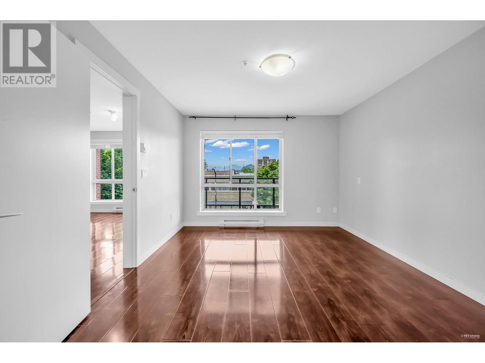 301 22318 Lougheed Highway, Maple Ridge, British Columbia  V2X 2T4 - Photo 16 - R3023668