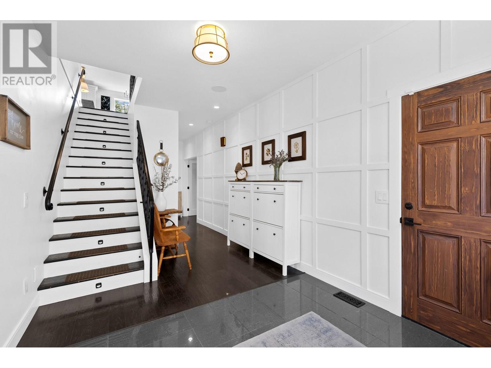 935 Laurier Avenue, Kelowna, British Columbia  V1Y 6A9 - Photo 6 - 10357584