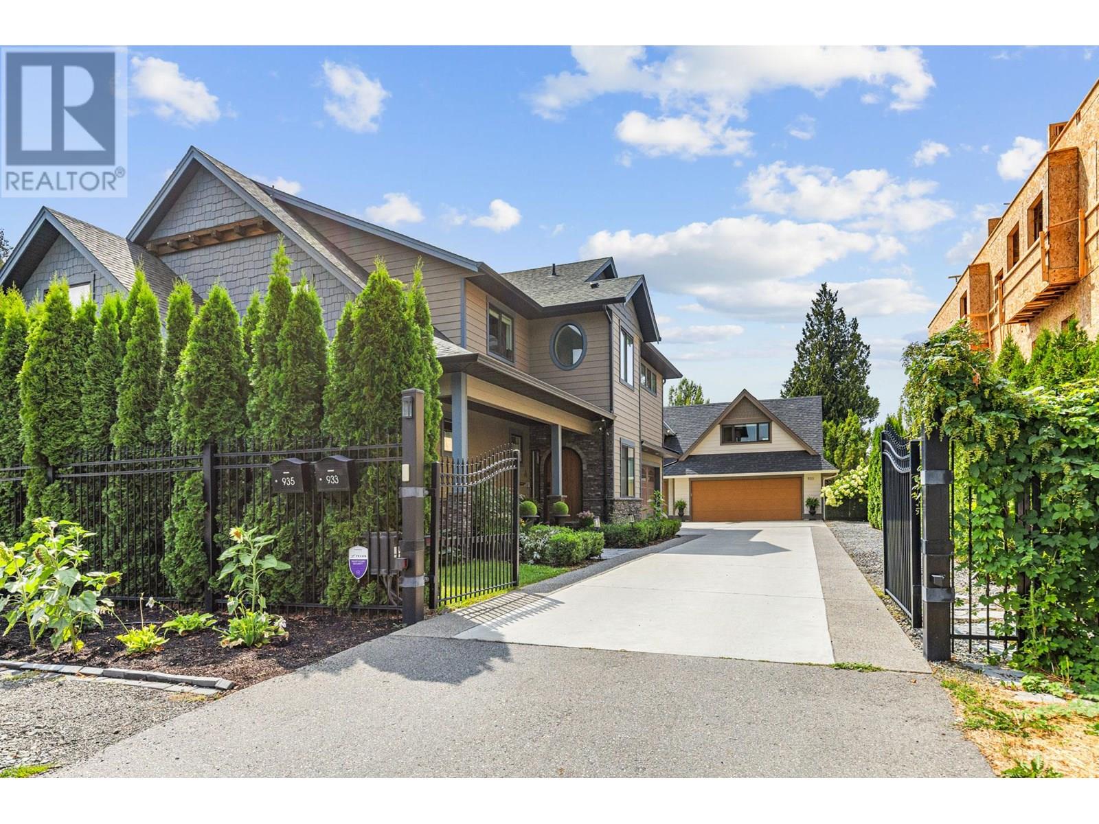 935 Laurier Avenue, Kelowna, British Columbia