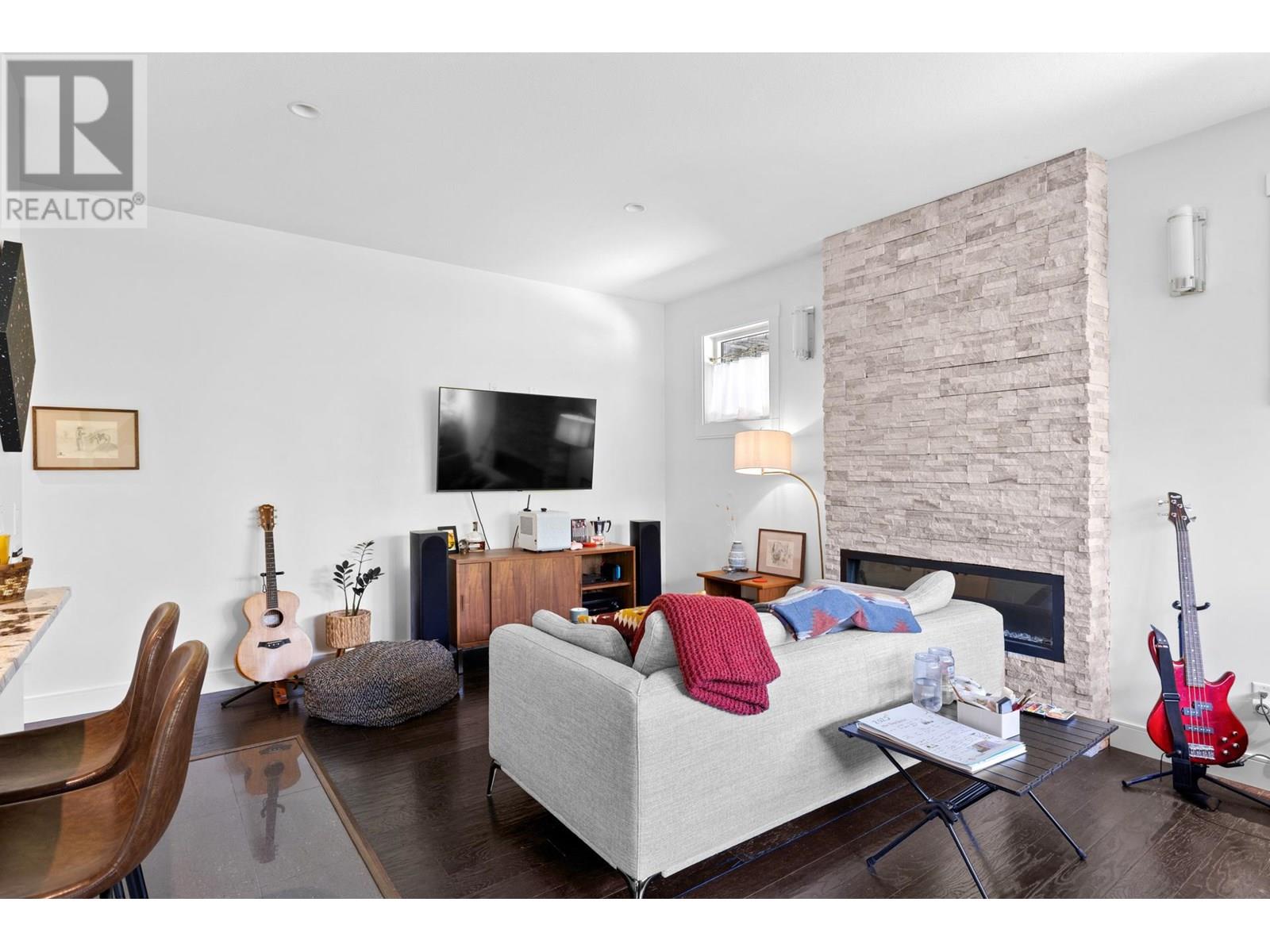 935 Laurier Avenue, Kelowna, British Columbia  V1Y 6A9 - Photo 50 - 10357584