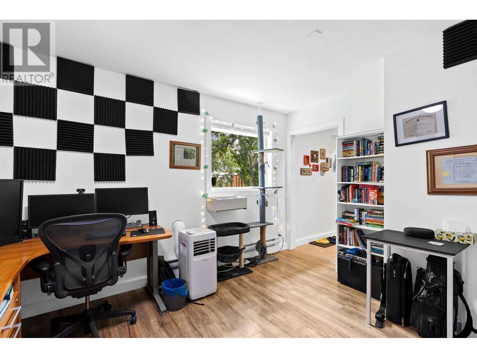 935 Laurier Avenue, Kelowna, British Columbia  V1Y 6A9 - Photo 64 - 10357584