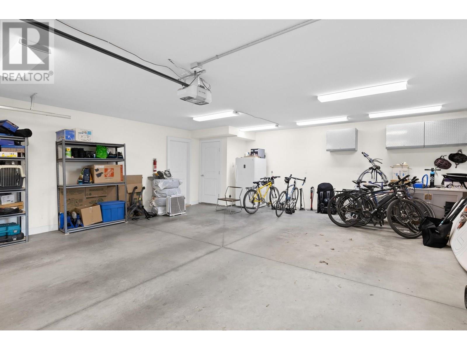 935 Laurier Avenue, Kelowna, British Columbia  V1Y 6A9 - Photo 66 - 10357584