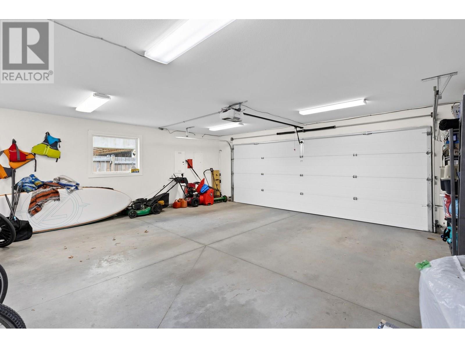 935 Laurier Avenue, Kelowna, British Columbia  V1Y 6A9 - Photo 65 - 10357584