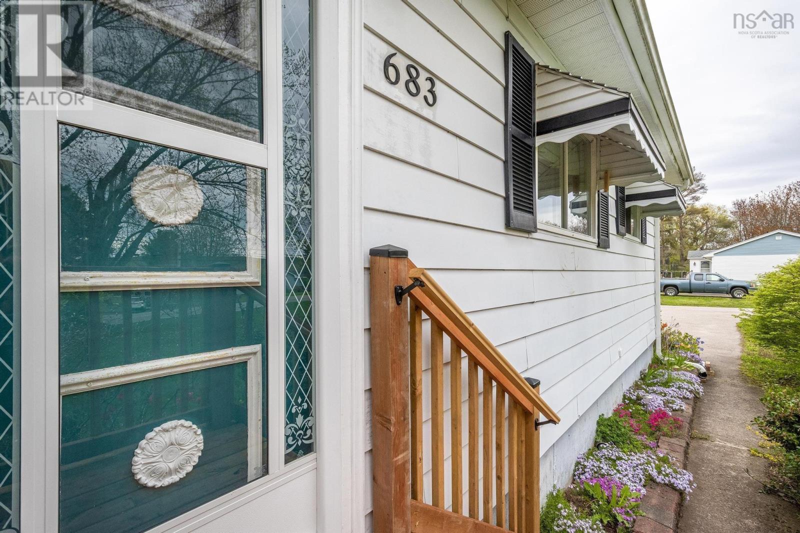 683 Main Street, Lawrencetown, Nova Scotia  B0S 1M0 - Photo 14 - 202510880