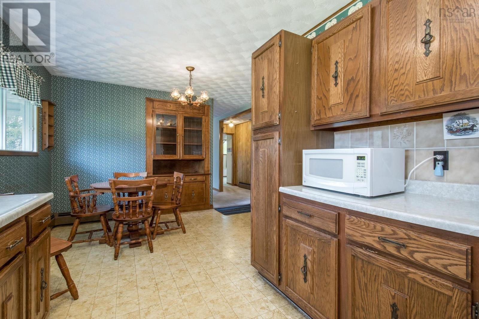 683 Main Street, Lawrencetown, Nova Scotia  B0S 1M0 - Photo 17 - 202510880