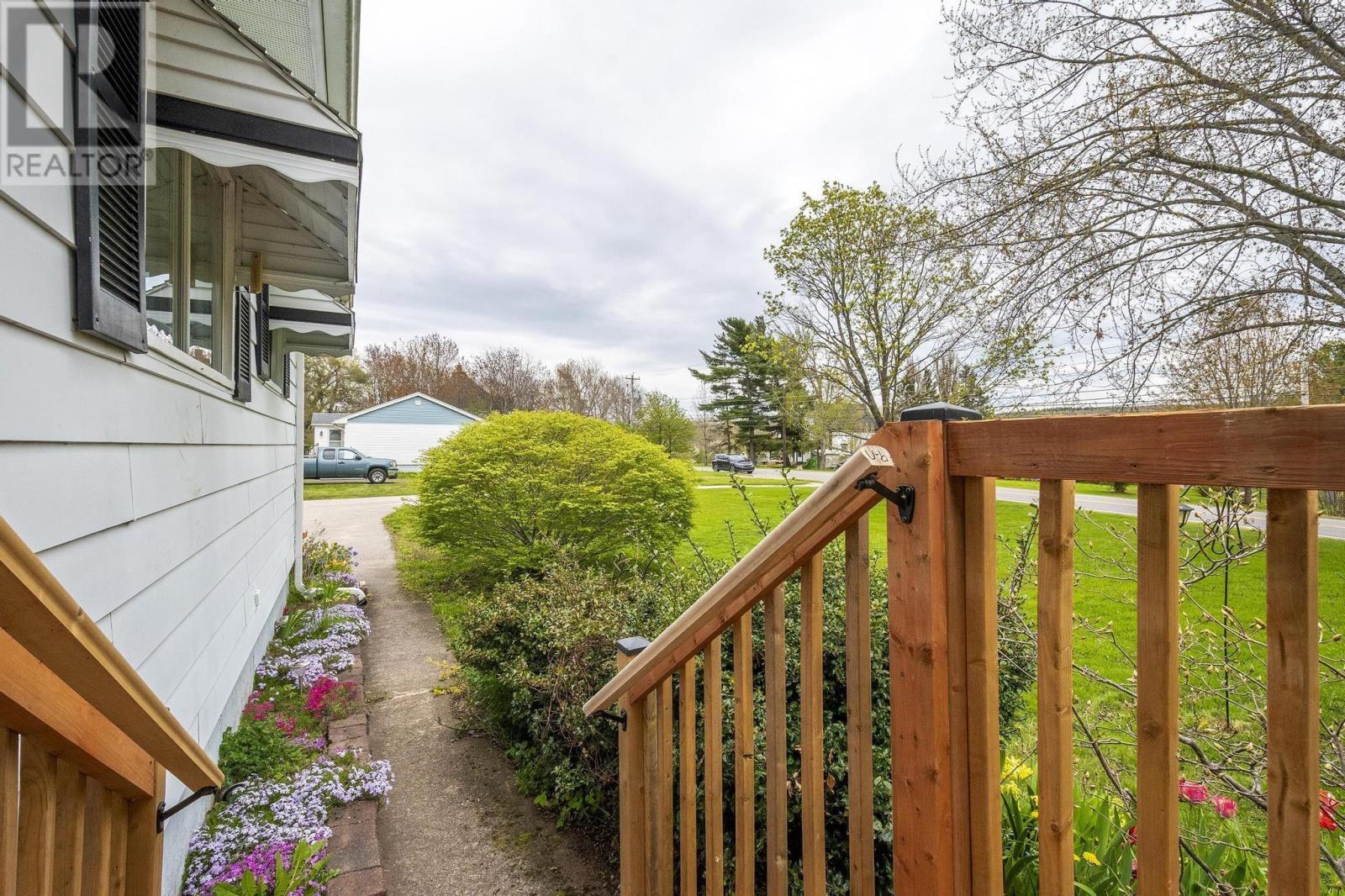683 Main Street, Lawrencetown, Nova Scotia  B0S 1M0 - Photo 15 - 202510880