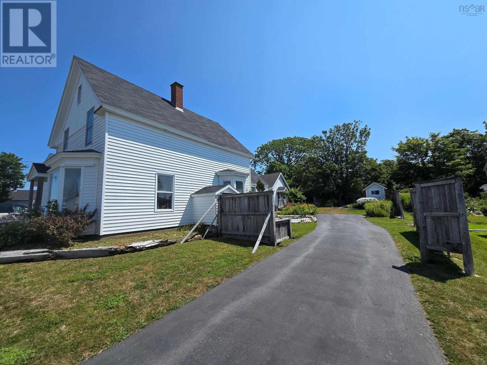 21 Charles Street, Port Maitland, Nova Scotia  B5A 5R8 - Photo 3 - 202519230